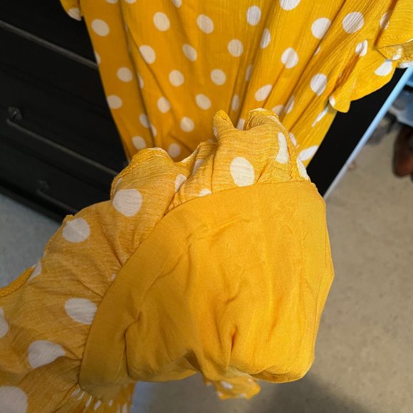 Showpo Laugh It Off Wrap Flowy Dress in Yellow White Polka Dot Flutter Sleeve - Picture 3 of 5